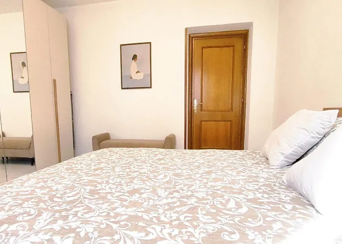 Apartment Domus Dei Castellari Santo Stefano di Magra